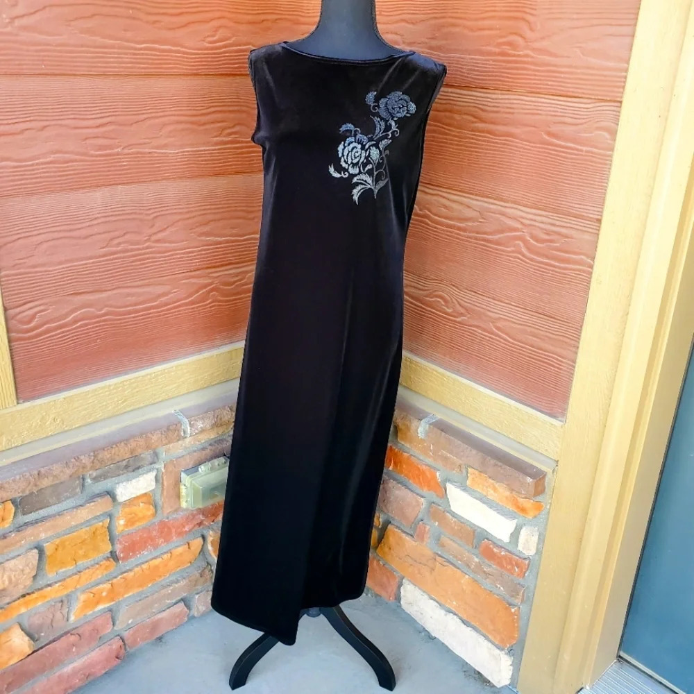 90's Slinky Kathie Lee Collection Velvet Dress w/ Rose Embellishment Size Medium